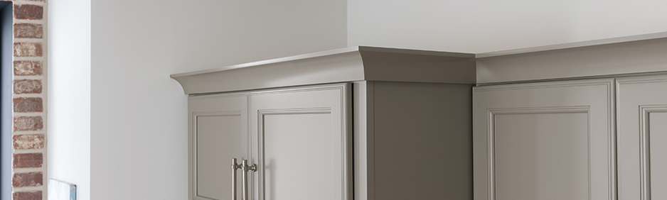 top_banner_moulding_and_accents